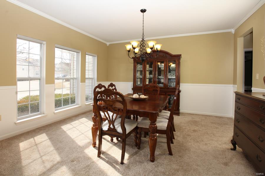 607 Grand View Ridge Court Eureka, MO 63025 - Photo 3 of 24 Gallery Image 3