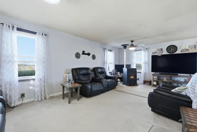 $309,900 | 6120 East 900 South, Columbia City, IN 46725