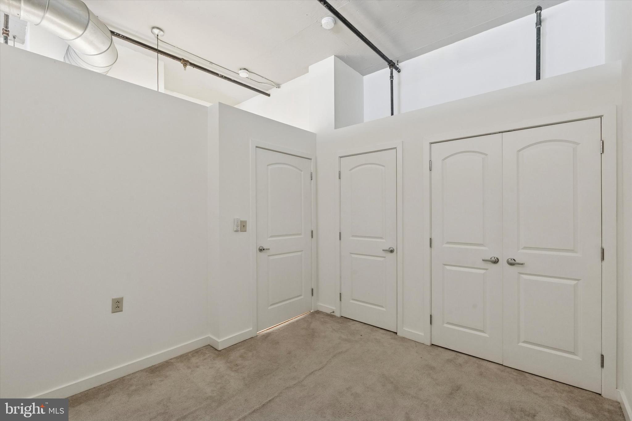 112 North 2nd Street, Unit 5F5 Philadelphia, PA 19106 - Photo 13 of 16 a view of an empty room