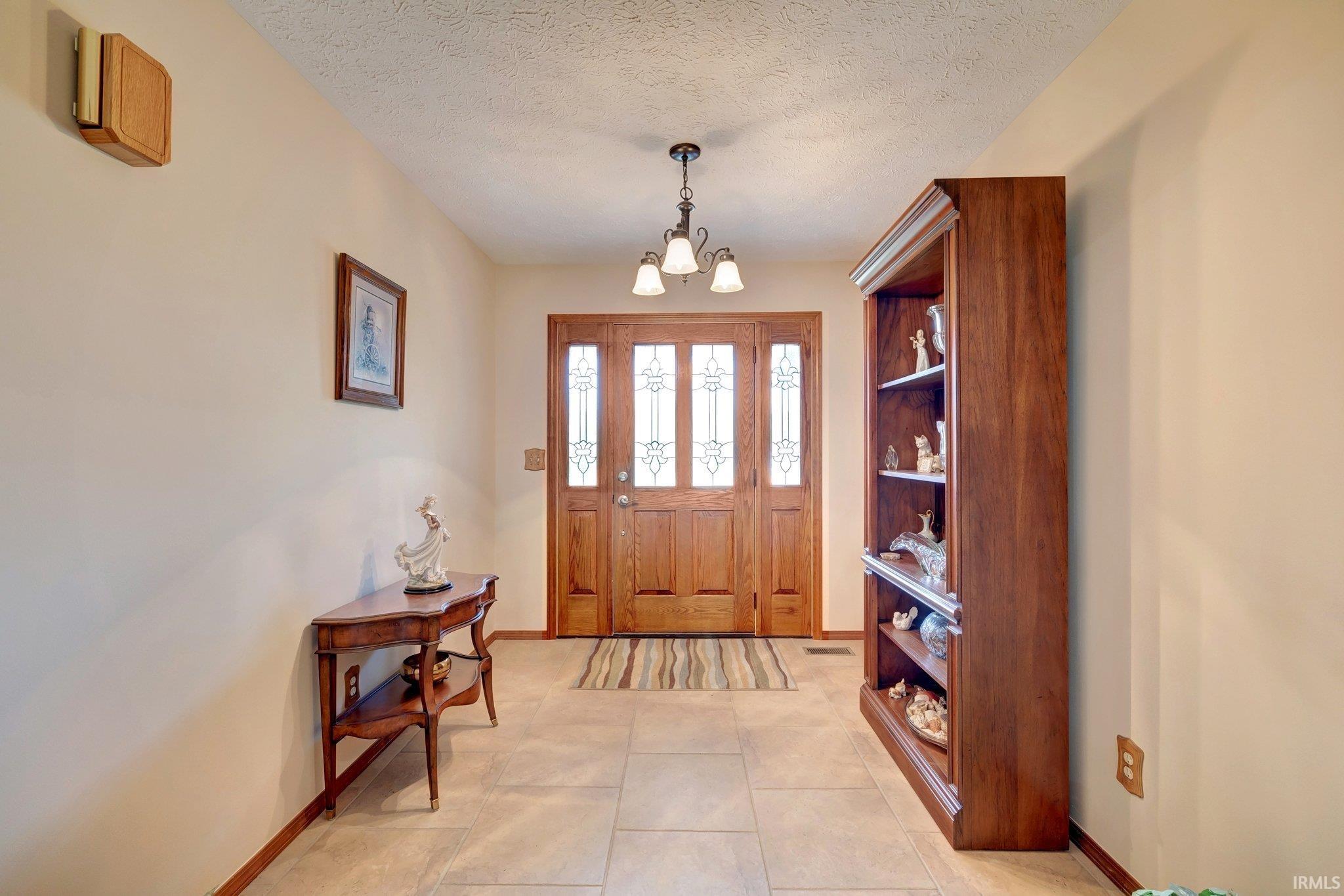 3332 West Cockrell Road Bloomington, IN 47403 - Photo 2 of 36 Gallery Image 2