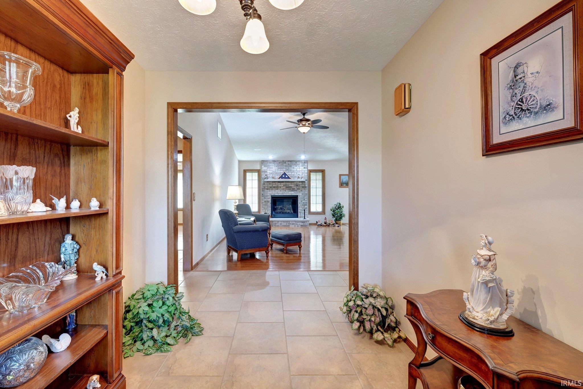3332 West Cockrell Road Bloomington, IN 47403 - Photo 3 of 36 Gallery Image 3