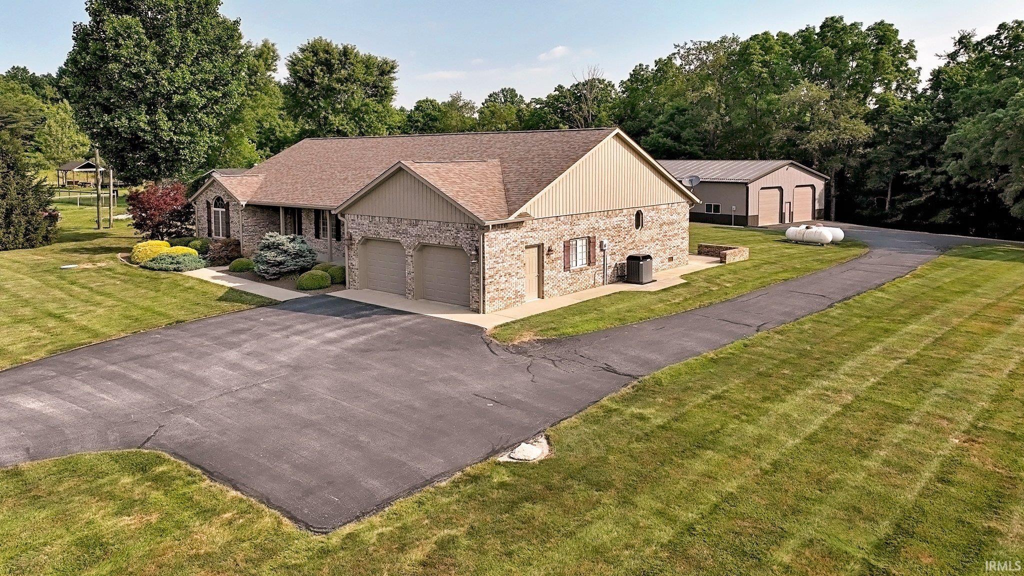 3332 West Cockrell Road Bloomington, IN 47403 - Photo 33 of 36 Gallery Image 33