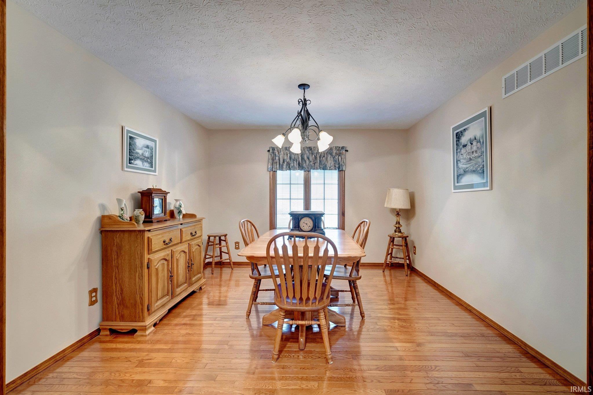 3332 West Cockrell Road Bloomington, IN 47403 - Photo 5 of 36 Gallery Image 5