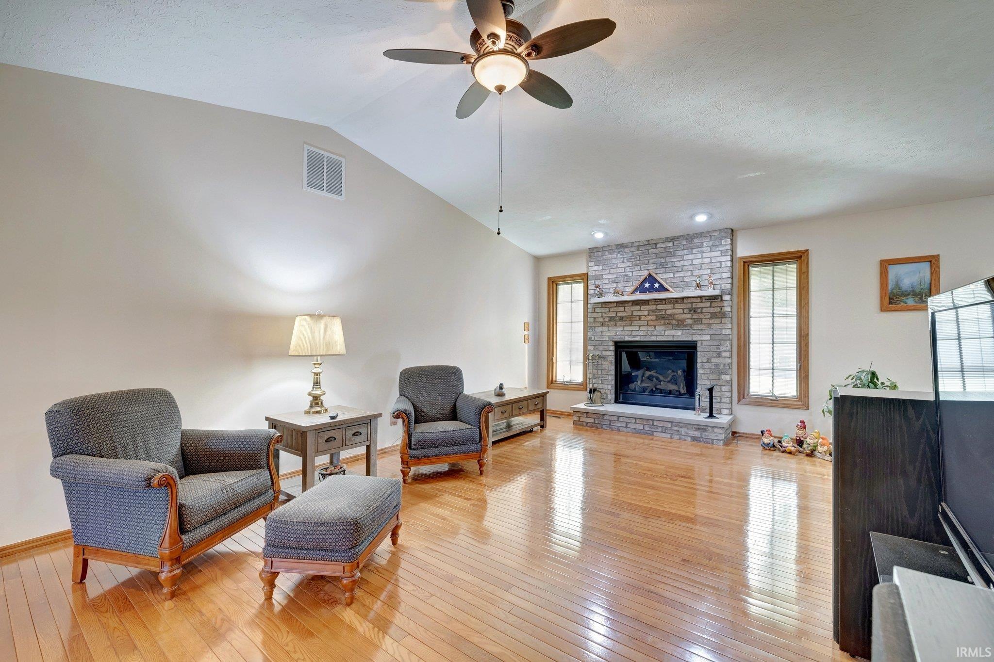 3332 West Cockrell Road Bloomington, IN 47403 - Photo 9 of 36 Gallery Image 9