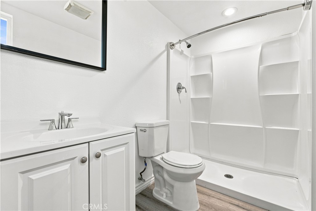 15037 Miami Road Apple Valley, CA 92307 - Photo 18 of 65
