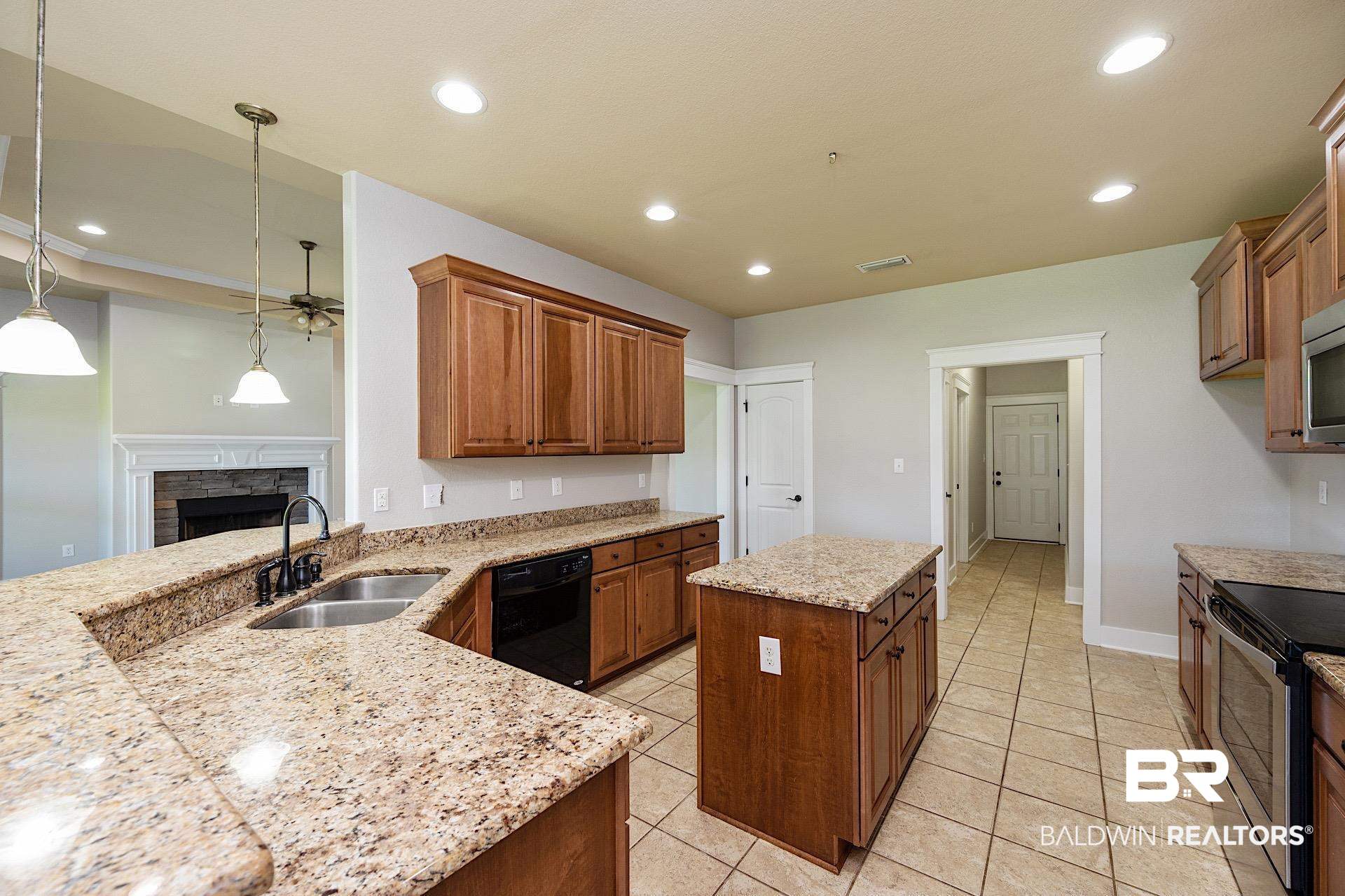 11860 Alabaster Drive Daphne, AL 36526 - Photo 14 of 34