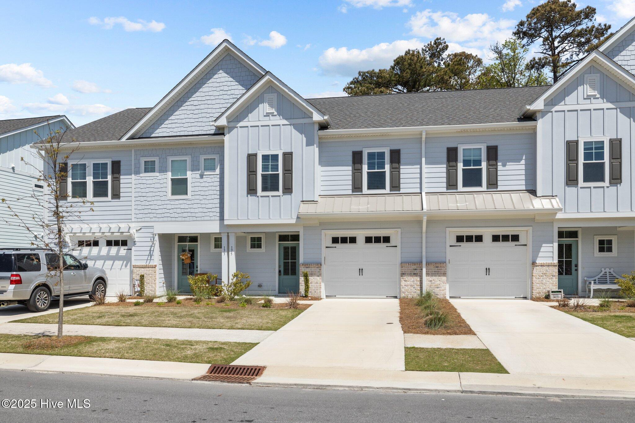 175 Freedom Park Road Beaufort, NC 28516 - Photo 1 of 41 Front view