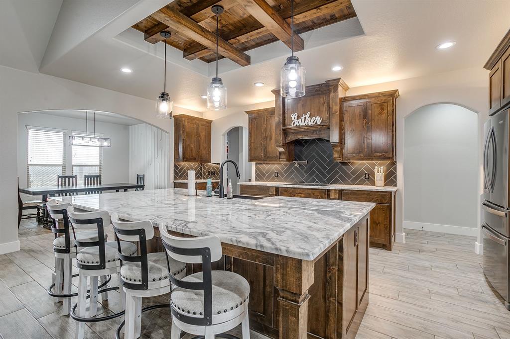 8895 Hutcheson Hill Road Springtown, TX 76082 - Photo 12 of 40 Marble Countertops