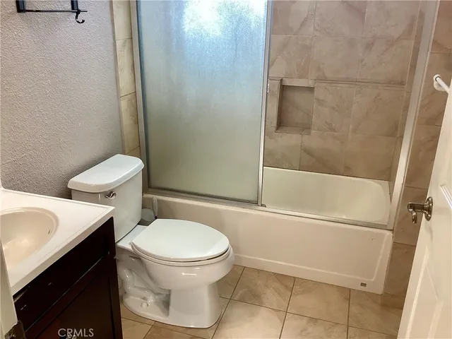 $3,100 | 5145 Yarmouth Avenue, Unit 1, Encino, CA 91316