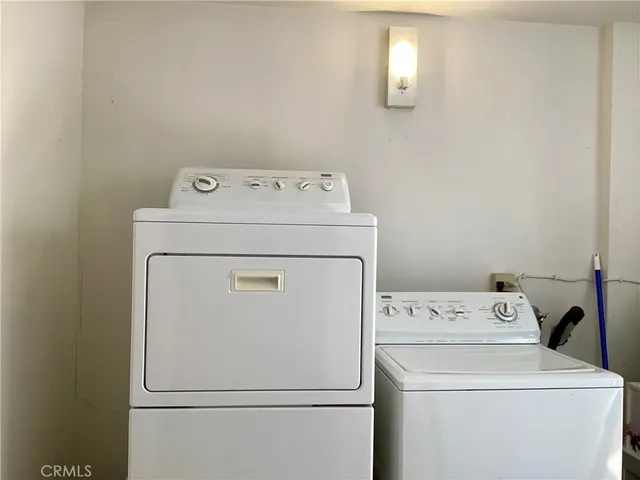 $3,100 | 5145 Yarmouth Avenue, Unit 1, Encino, CA 91316