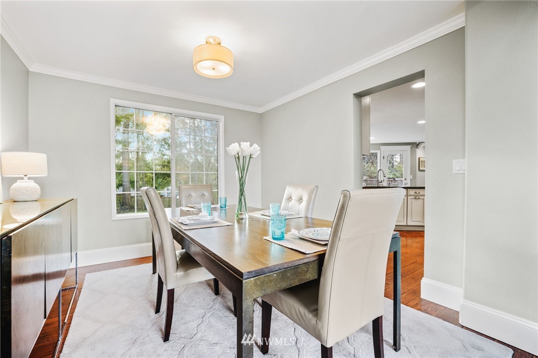 3419 241st Place Southeast Sammamish, WA 98029 - Photo 8 of 35 Gallery Image 8