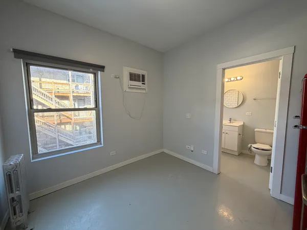 $1,495 | 4700 North Racine Avenue, Unit 206, Chicago, IL 60640