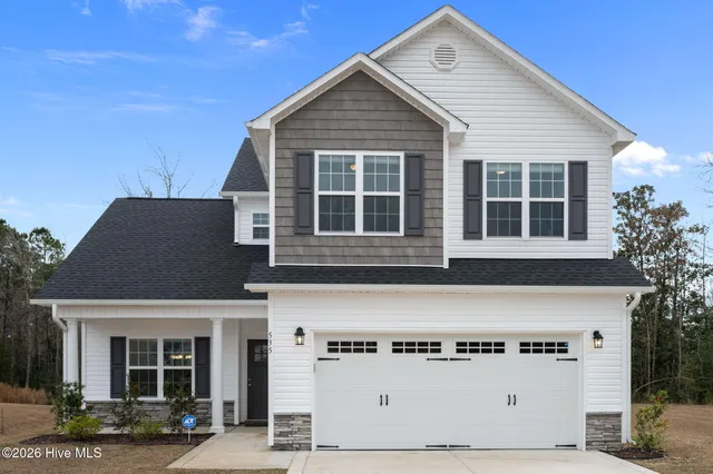 $380,000 | 535 White Shl Way, Sneads Ferry, NC 28460