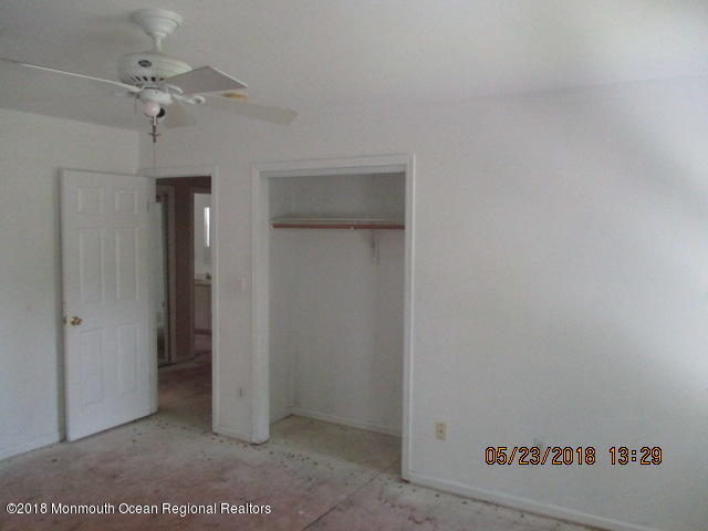 372 Pfister Road Jackson, NJ 08527 - Photo 8 of 16 09BED