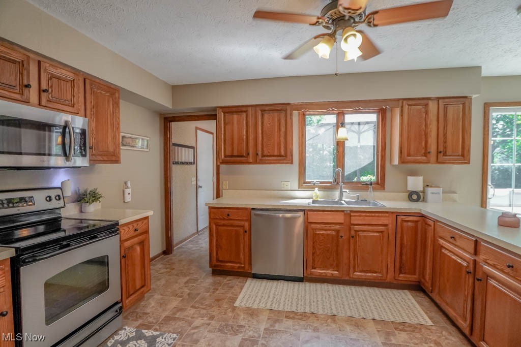 5122 Johnnycake Ridge Northeast Canton, OH 44705 - Photo 10 of 41 Gallery Image 10