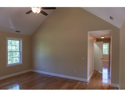 43 Vista Circle Rutland, MA 01543 - Photo 10 of 22 Gallery Image 10