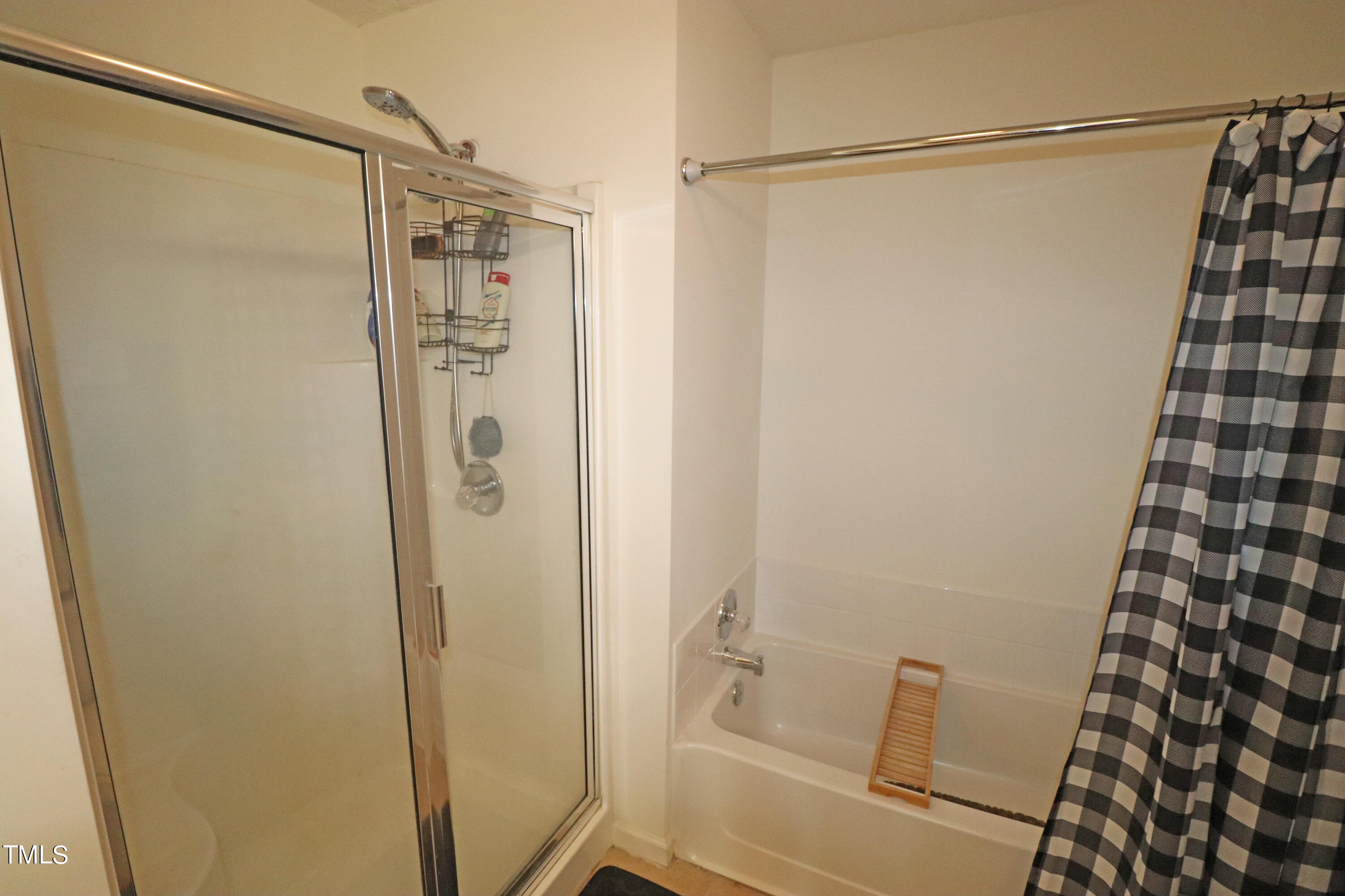 2500 Huntscroft Lane, Unit 203 Raleigh, NC 27617 - Photo 25 of 33 IMG_2154e