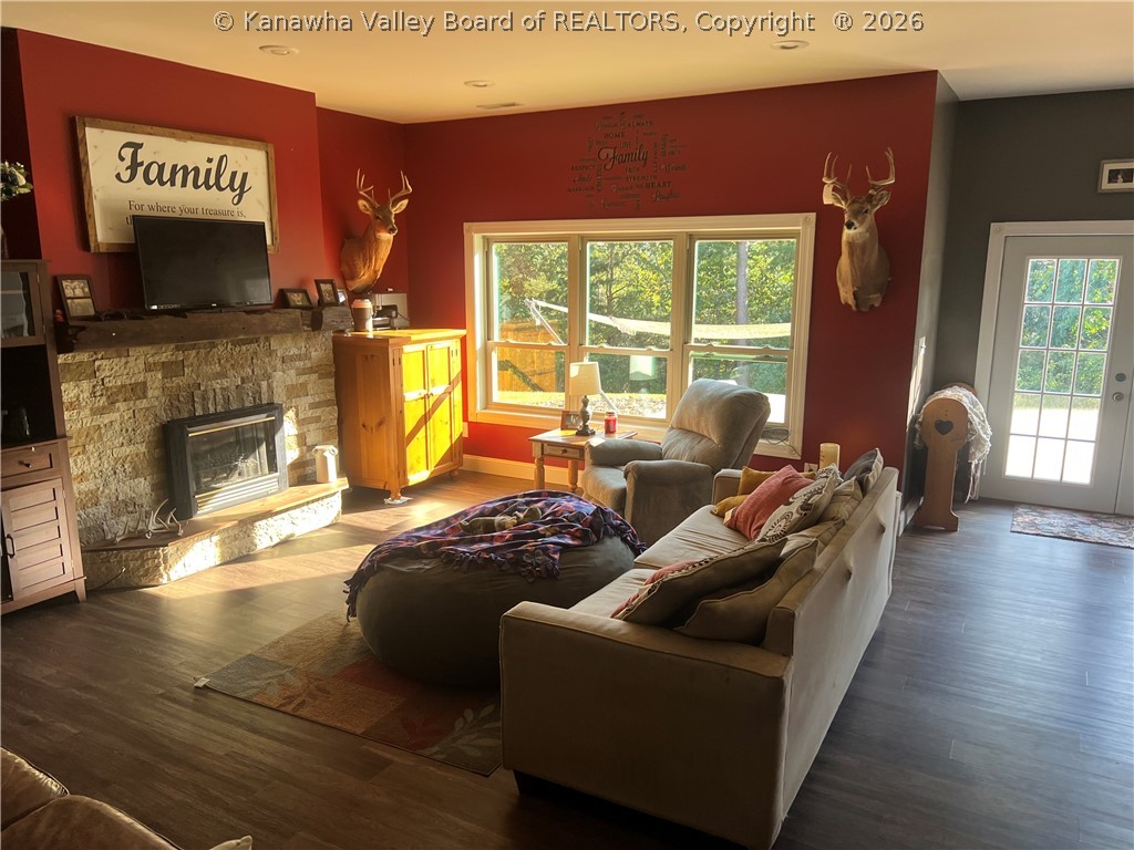 6912 Union Campground Road Letart, WV 25253 - Photo 4 of 20 Gallery Image 4