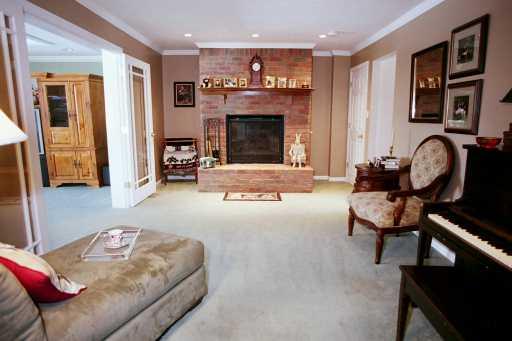 272 Randy Lane Coraopolis, PA 15108 - Photo 2 of 8 Other.