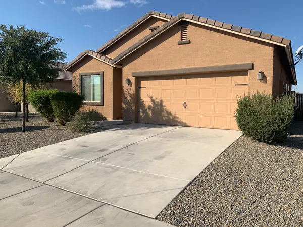 $1,750 | 14195 North Dart Point Way, Marana, AZ 85658