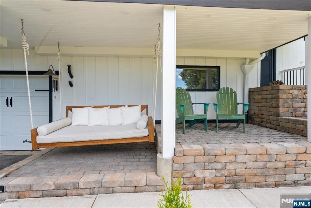 19 Somerville Road West Milford, NJ 07421 - Photo 4 of 50