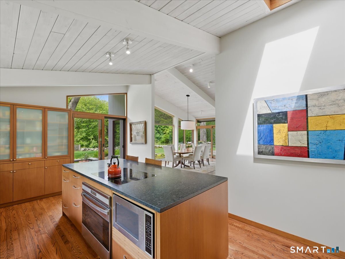 111 Tipping Rock Road Stonington, CT 06378 - Photo 14 of 40