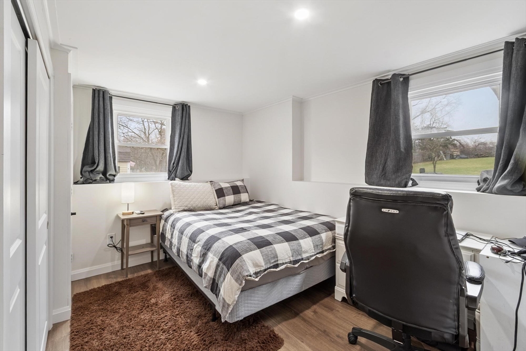 17 Horseshoe Road Dracut, MA 01826 - Photo 26 of 42