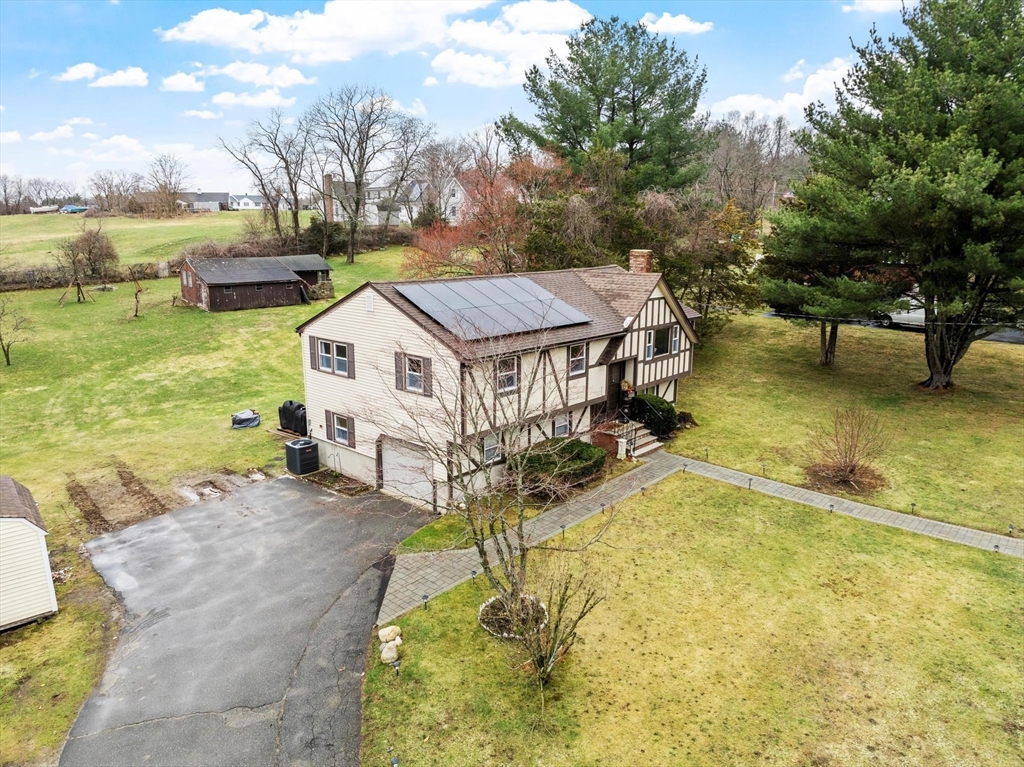 17 Horseshoe Road Dracut, MA 01826 - Photo 35 of 42