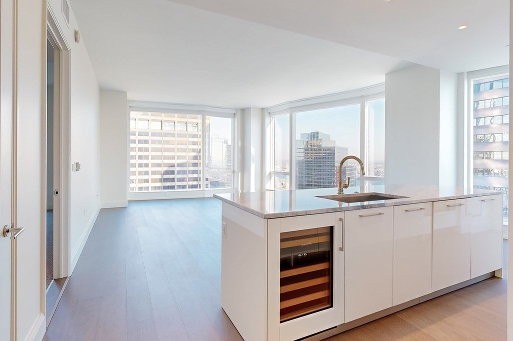 240 Devonshire Street, Unit 4512 Boston, MA 02110 - Photo 3 of 39