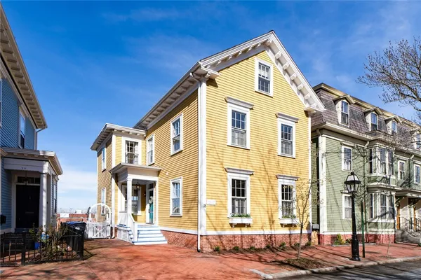 $1,279,000 | 18 Benefit Street, Providence, RI 02904