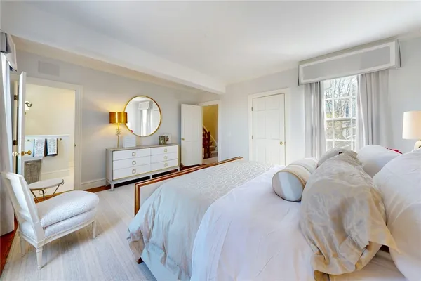 $1,279,000 | 18 Benefit Street, Providence, RI 02904