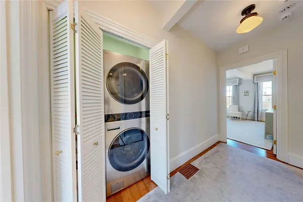 $1,279,000 | 18 Benefit Street, Providence, RI 02904