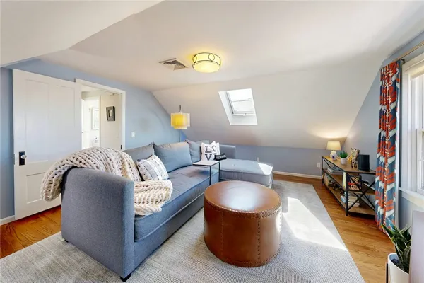 $1,279,000 | 18 Benefit Street, Providence, RI 02904