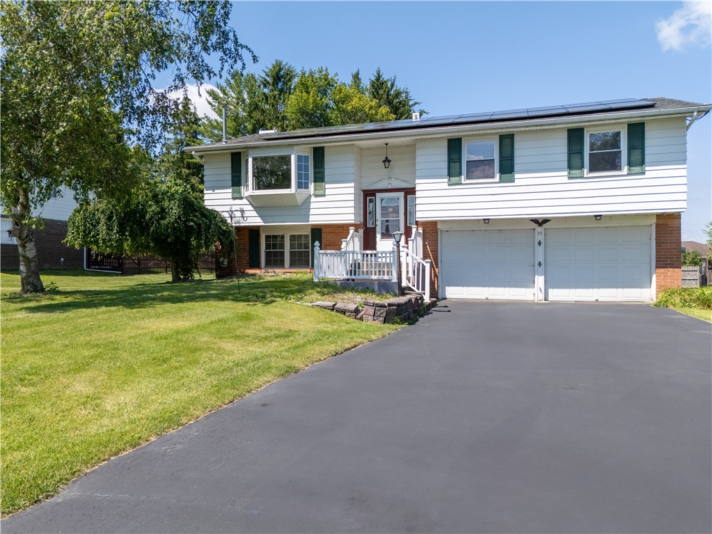 Welcome to 55 Wegman Street in Sennett!