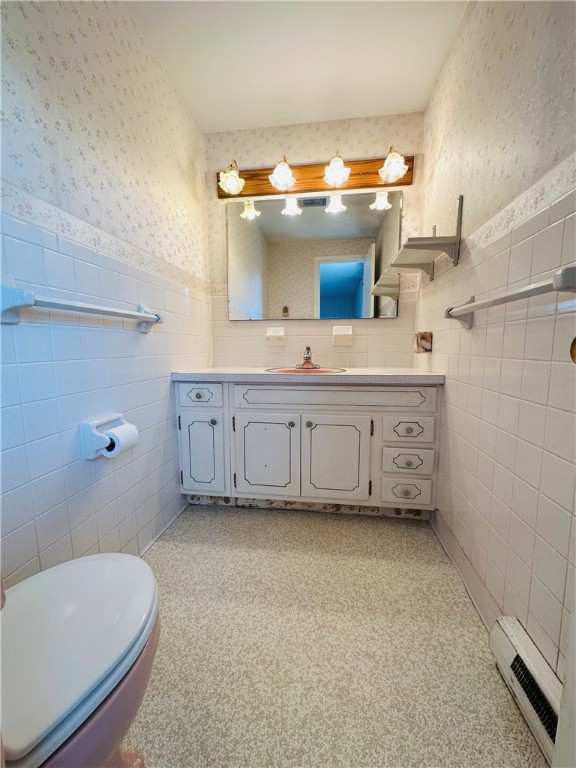 55 Wegman Street Sennett, NY 13021 - Photo 20 of 45 The primary bedroom half bath.