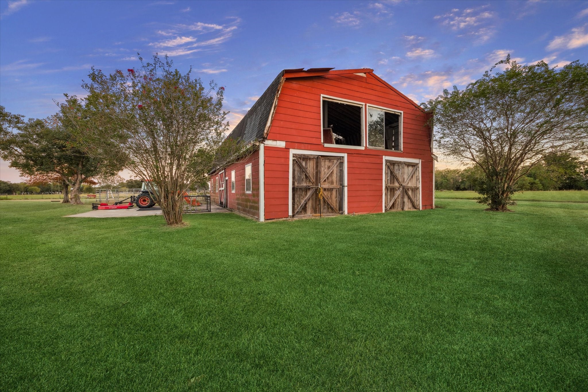 8850 Katy Hockley Road Katy, TX 77493 - Photo 31 of 37 a front view of house with yard