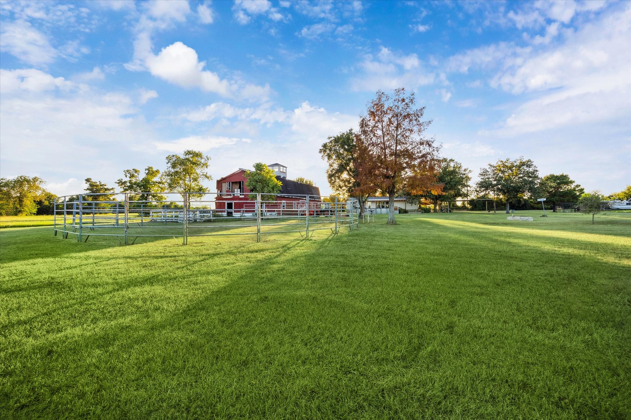 8850 Katy Hockley Road Katy, TX 77493 - Photo 34 of 37 a view of a volley ball court