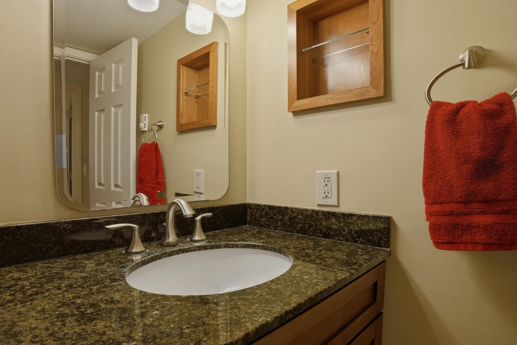 203 Old Mill Road, Unit B09 Killington, VT 05751 - Photo 20 of 43