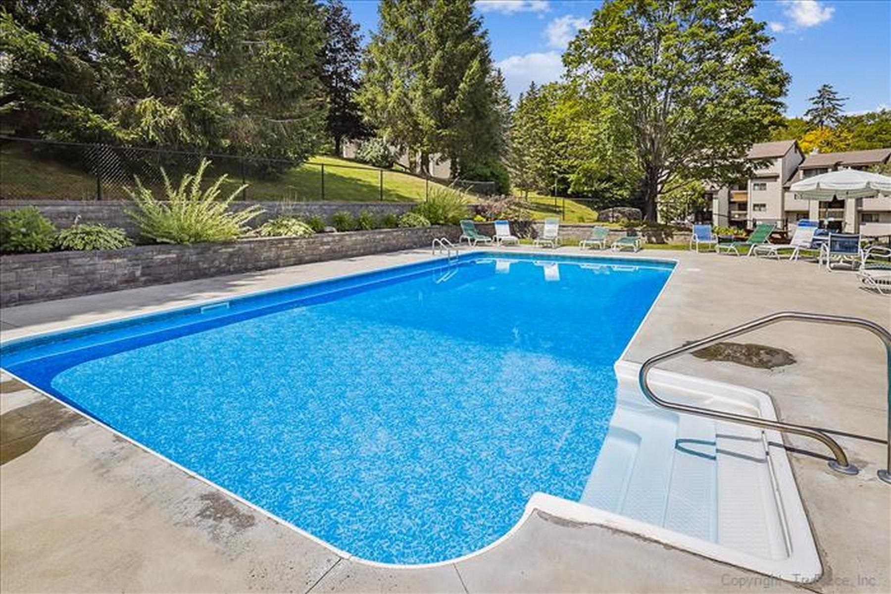 203 Old Mill Road, Unit B09 Killington, VT 05751 - Photo 33 of 43