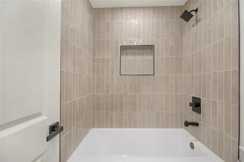 $900,000 | 7220 Claybrook Drive, Dallas, TX 75231