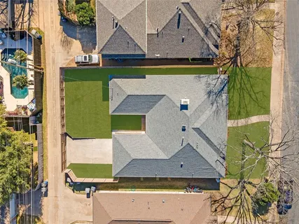 $900,000 | 7220 Claybrook Drive, Dallas, TX 75231