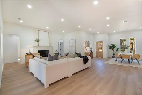 $900,000 | 7220 Claybrook Drive, Dallas, TX 75231