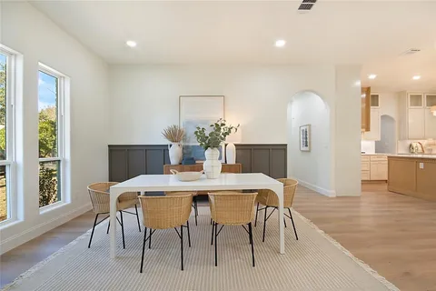 $900,000 | 7220 Claybrook Drive, Dallas, TX 75231