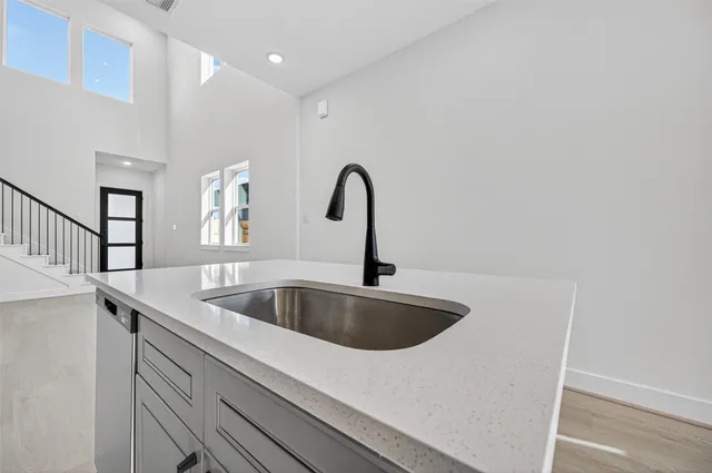 a close view of sink and tap