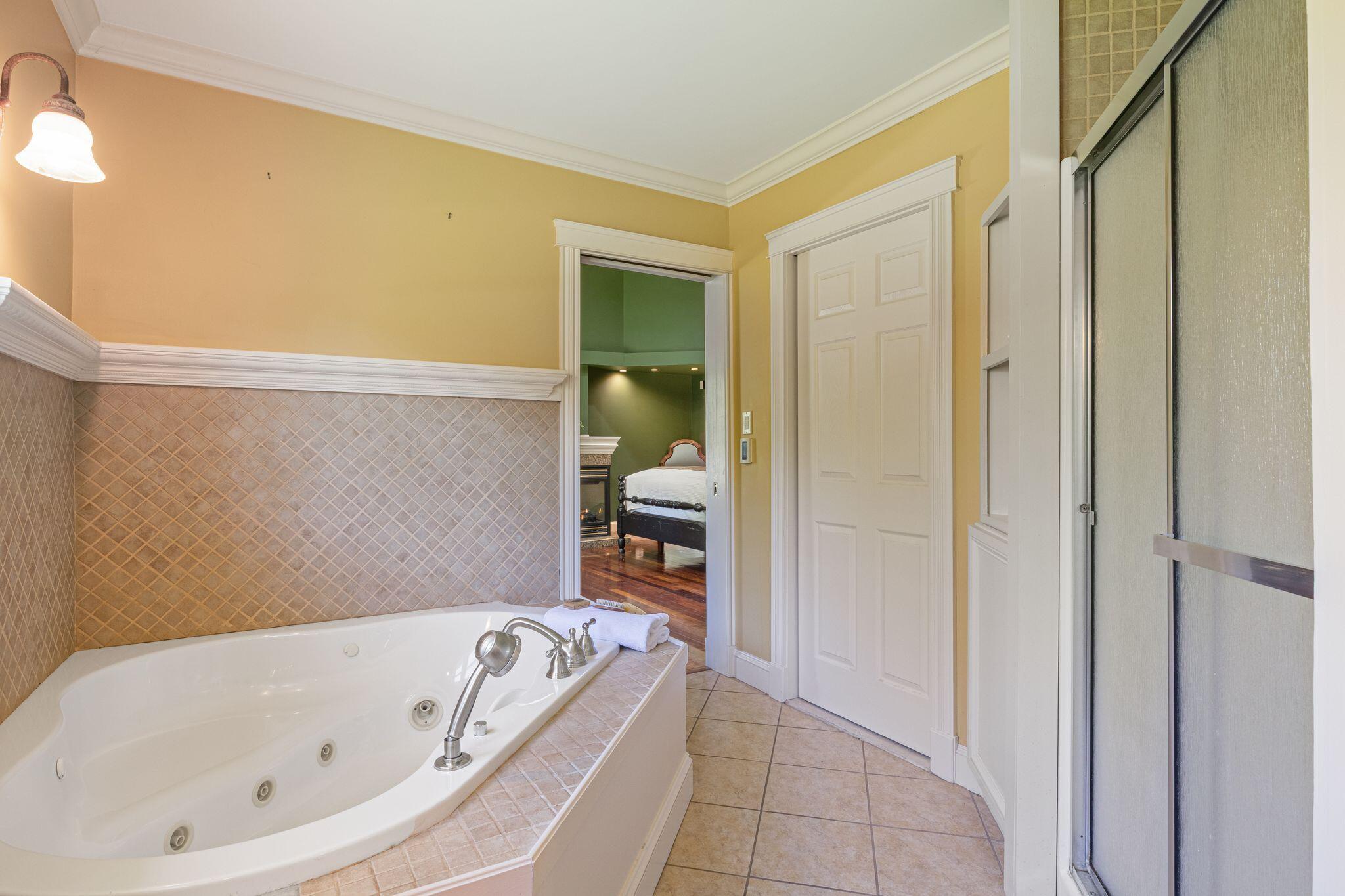 528 Bauneg Beg Hill Road North Berwick, ME 03906 - Photo 23 of 52 528_Bauneg_Beg_Hill_Rd_076