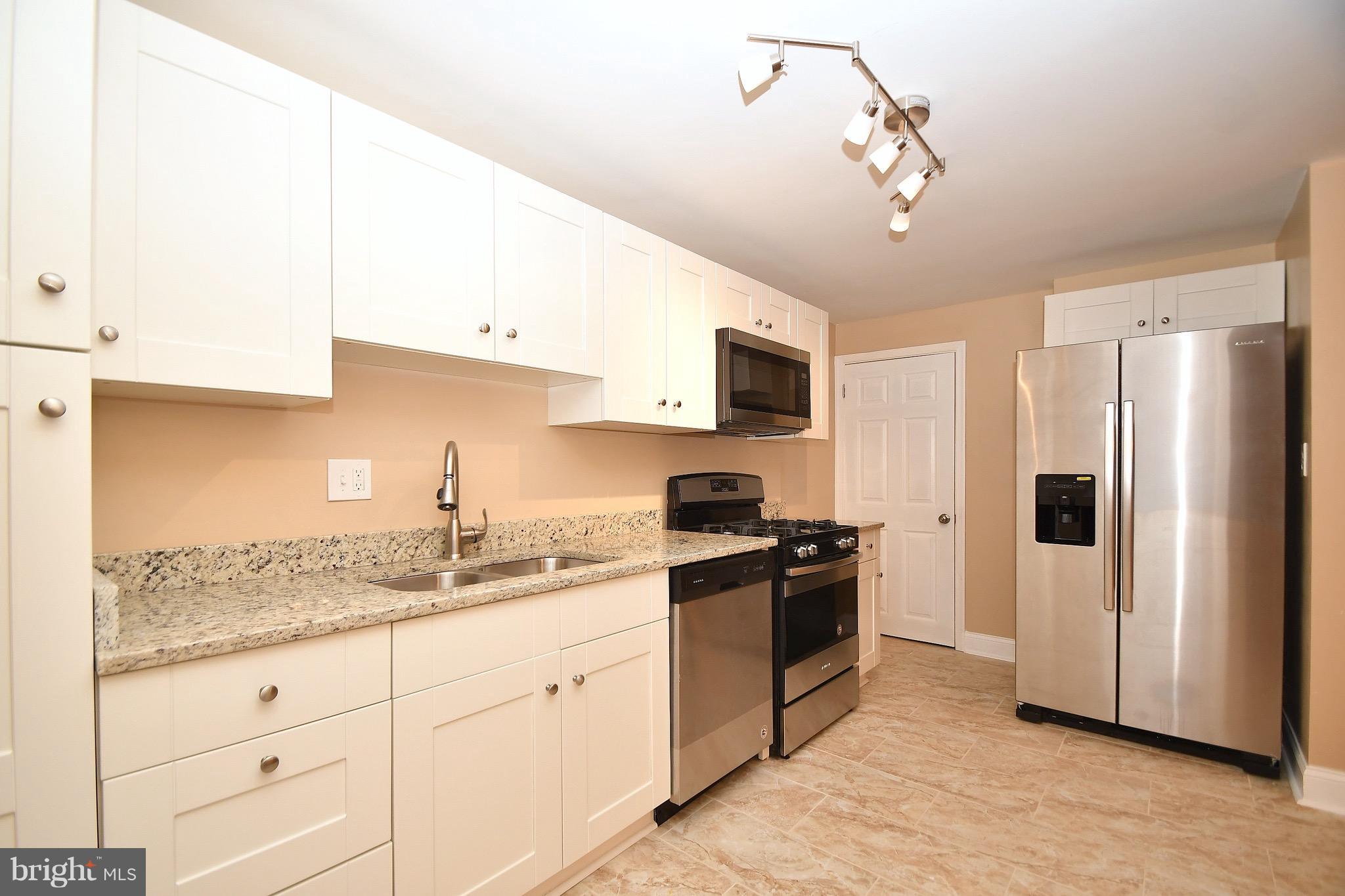 7830 Rockbourne Road Baltimore, MD 21222 - Photo 11 of 28 Kitchen
