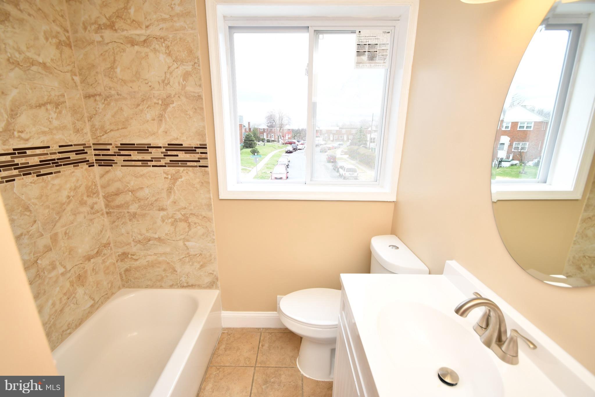 7830 Rockbourne Road Baltimore, MD 21222 - Photo 20 of 28 Bath