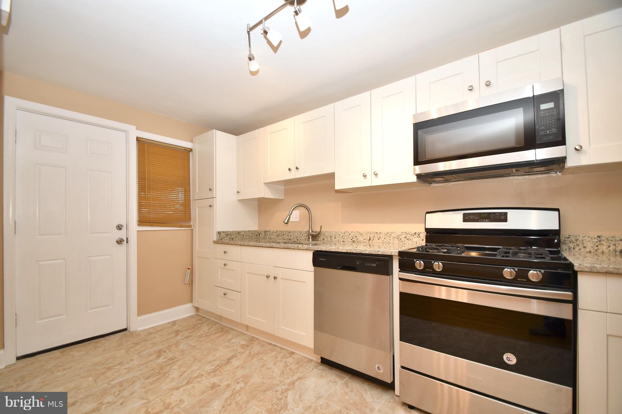 7830 Rockbourne Road Baltimore, MD 21222 - Photo 10 of 28 Kitchen