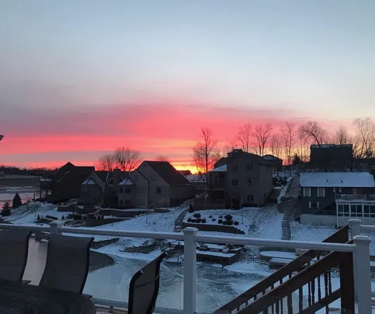 $699,900 | 1331 Heidi Haven Drive, Lawrenceburg, IN 47025