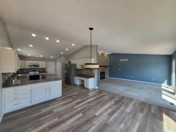 $709,900 | 1331 Heidi Haven Drive, Lawrenceburg, IN 47025